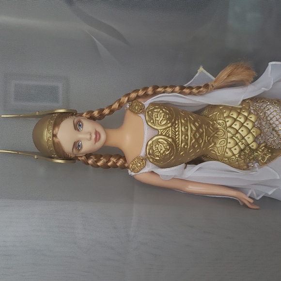 Dolls of the world Princess of the Vikings barbie doll - Picture 4 of 6